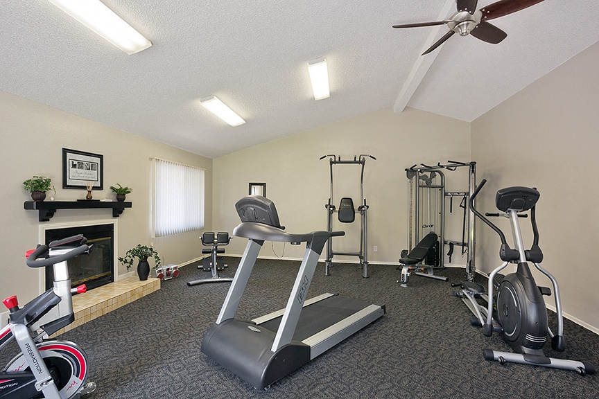 the preserve at ballantyne commons fitness room with exercise equipment